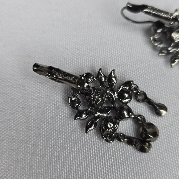 Kirk' Folly earrings - Picture 5 of 5